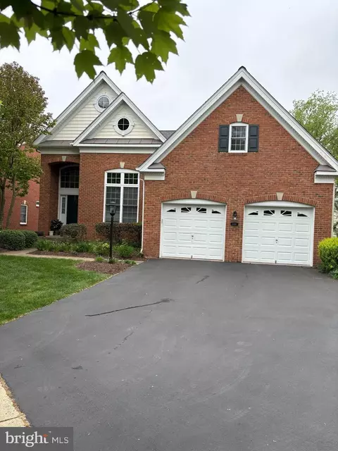 5416 Zoysia Ct, Haymarket, VA 20169