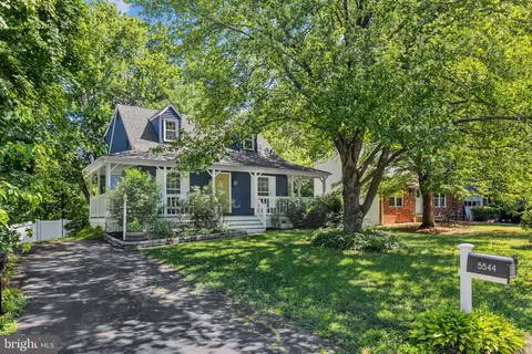 5544 Spangler Ln, Woodbridge, VA 22193