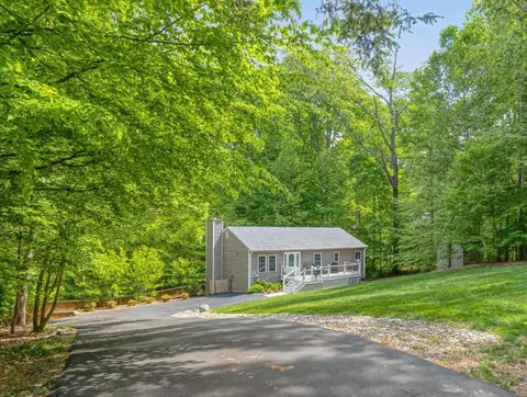 8609 Short St, Manassas, VA 20112