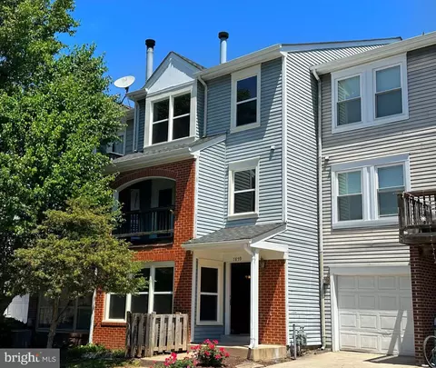 7859 Apache Ridge Ct, Manassas, VA 20109