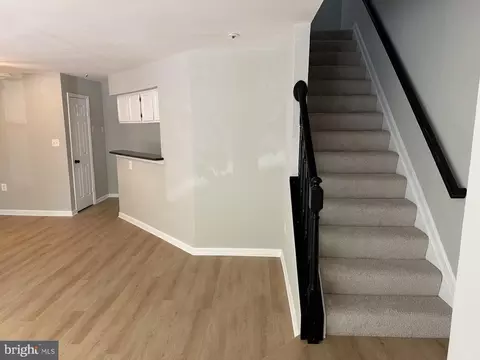 Entry Way - 7859 Apache Ridge Ct, Manassas, VA 20109 photo 1 of 4