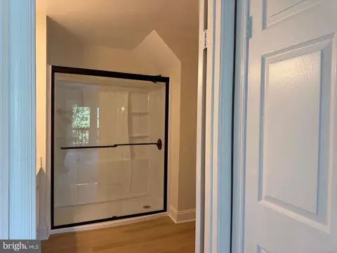 Entry Way - 7859 Apache Ridge Ct, Manassas, VA 20109 photo 2 of 4