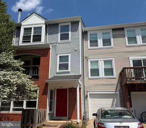 7859 Apache Ridge Ct, Manassas, VA 20109