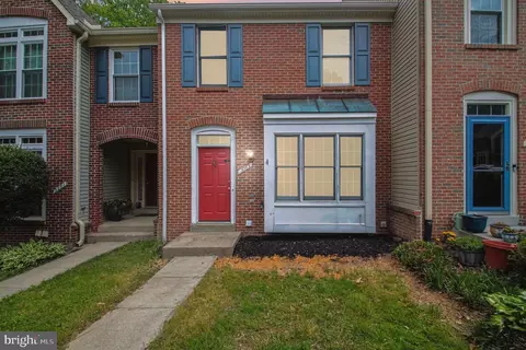 3263 Corcyra Ct, Woodbridge, VA 22192
