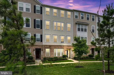 14760 Malloy Ct, Woodbridge, VA 22191