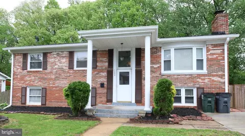 13629 Kingsman Rd, Woodbridge, VA 22193