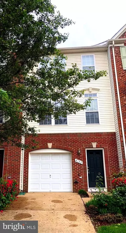 4133 Cressida Pl, Woodbridge, VA 22192