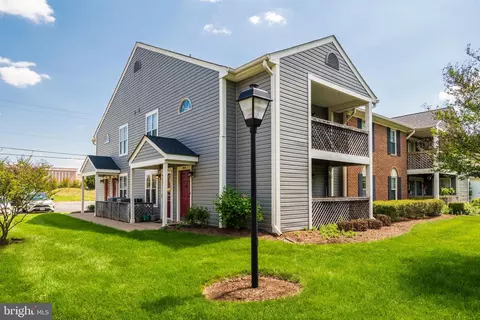 7824 Waverley Mill Ct, Gainesville, VA 20155