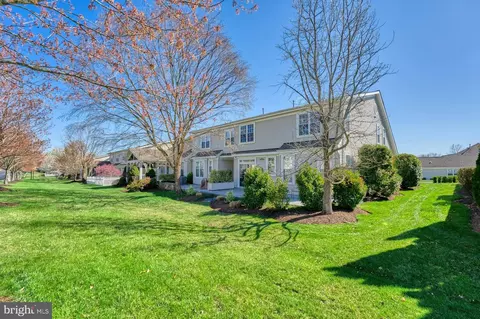 Exterior - 13520 Norwick Pl, Gainesville, VA 20155 photo 2 of 4