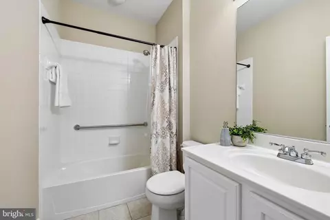 Bath - 13001 Triple Crown Loop, Gainesville, VA 20155 photo 2 of 3