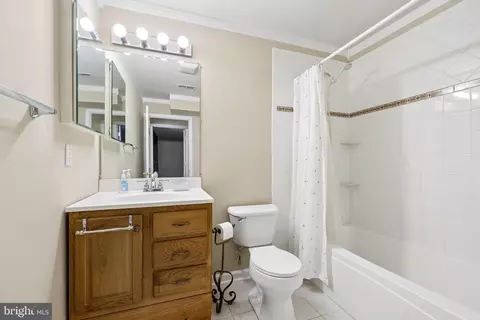Bath - 13001 Triple Crown Loop, Gainesville, VA 20155 photo 3 of 3