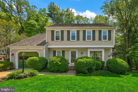 11613 Brookway Ct, Woodbridge, VA 22192
