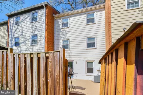 Exterior - 12488 Skipper Cir, Woodbridge, VA 22192 photo 7 of 7