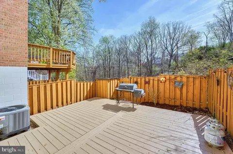 Exterior - 12488 Skipper Cir, Woodbridge, VA 22192 photo 4 of 7
