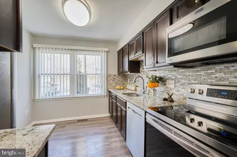 Kitchen - 12488 Skipper Cir, Woodbridge, VA 22192 photo 1 of 3