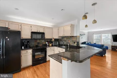 Kitchen - 8448 Tackhouse Loop, Gainesville, VA 20155 photo 1 of 3