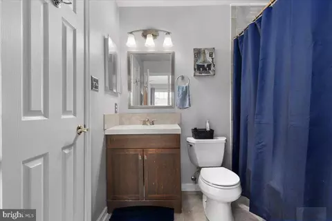 Bath - 8448 Tackhouse Loop, Gainesville, VA 20155 photo 1 of 2