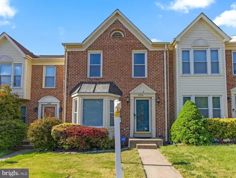 2764 Winston Ct, Woodbridge, VA 22191