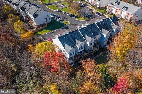 View/Area - 12302 Darton Woods Loop, Bristow, VA 20136 photo 4 of 22