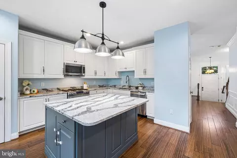 Kitchen - 12302 Darton Woods Loop, Bristow, VA 20136 photo 4 of 6