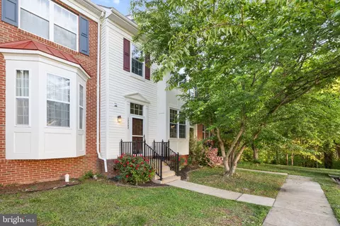 12302 Darton Woods Loop, Bristow, VA 20136