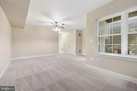 Living - 12302 Darton Woods Loop, Bristow, VA 20136 photo 2 of 4