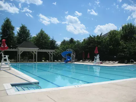 Exterior - 14036 Albert Way, Gainesville, VA 20155 photo 5 of 16