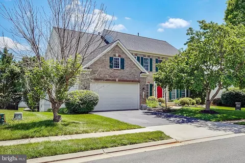 6519 Debhill Ln, Gainesville, VA 20155
