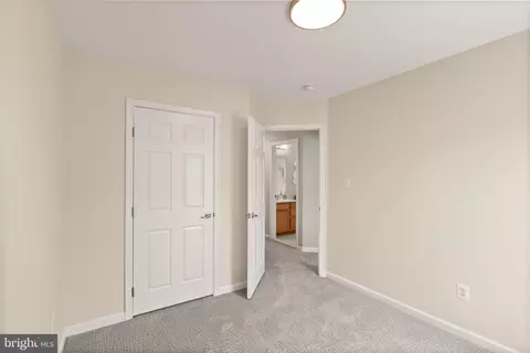 Bedroom - 7015 Trek Way, Gainesville, VA 20155 photo 5 of 6