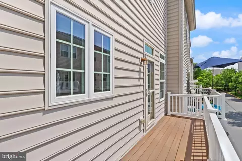 Exterior - 7015 Trek Way, Gainesville, VA 20155 photo 2 of 3