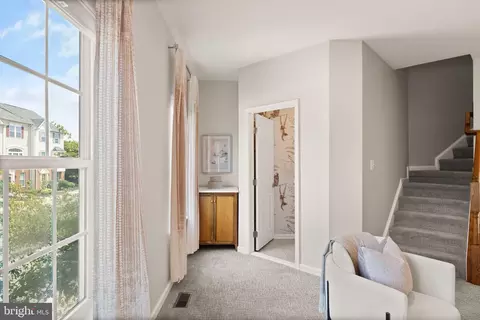 Entry Way - 7015 Trek Way, Gainesville, VA 20155 photo 1 of 9