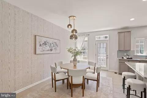 Dining - 7015 Trek Way, Gainesville, VA 20155 photo 1 of 1