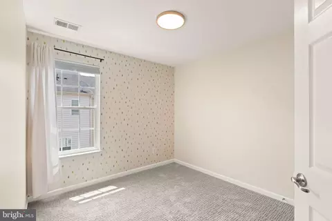 Bedroom - 7015 Trek Way, Gainesville, VA 20155 photo 4 of 6