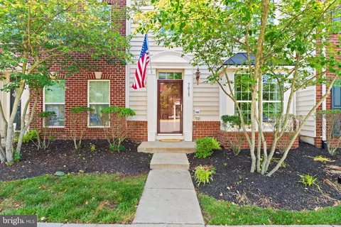 7015 Trek Way, Gainesville, VA 20155