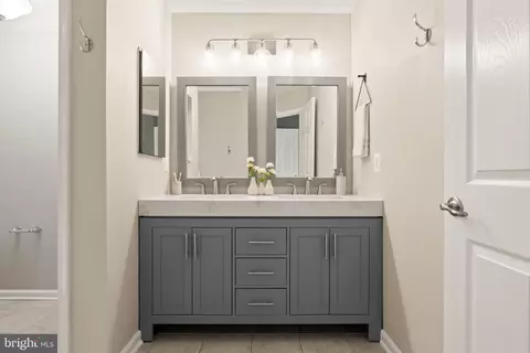Bath - 7015 Trek Way, Gainesville, VA 20155 photo 2 of 4