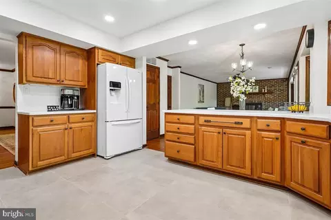 15348 Edgehill Dr, Dumfries, VA 22025 photo 12