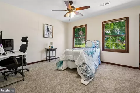 15348 Edgehill Dr, Dumfries, VA 22025 photo 32