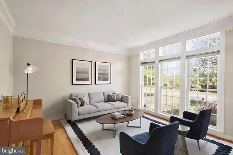 Living - 5634 Lick River Ln, Gainesville, VA 20155 photo 1 of 2