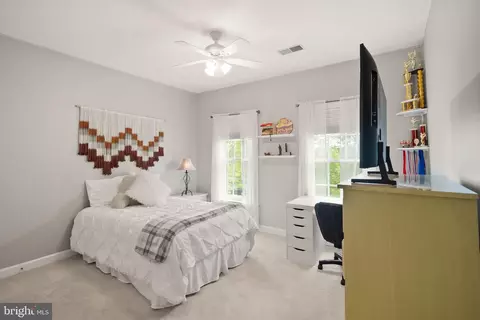 Bedroom - 5634 Lick River Ln, Gainesville, VA 20155 photo 6 of 8