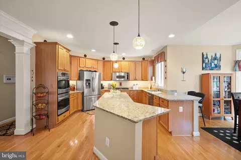 Kitchen - 5634 Lick River Ln, Gainesville, VA 20155 photo 3 of 7