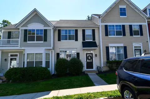 11627 Nellings Pl, Woodbridge, VA 22192