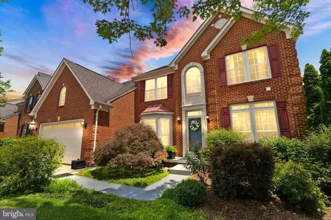 Exterior - 14193 Clatterbuck Loop, Gainesville, VA 20155 photo 12 of 15