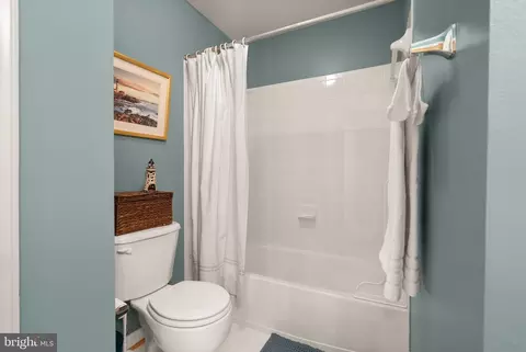 Bath - 14193 Clatterbuck Loop, Gainesville, VA 20155 photo 5 of 6