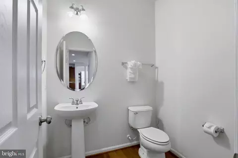 Entry Way - 15208 Santander Dr, Gainesville, VA 20155 photo 3 of 4