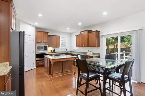 Kitchen - 15208 Santander Dr, Gainesville, VA 20155 photo 1 of 4