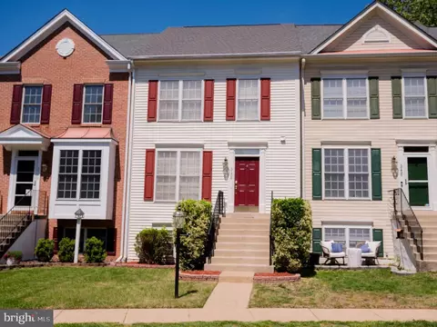 5158 Race Pointe Pl, Woodbridge, VA 22193
