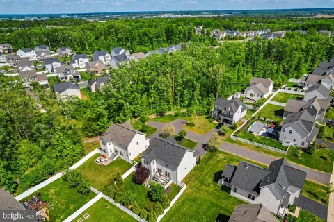 View/Area - 12160 Aster Rd, Bristow, VA 20136 photo 3 of 18