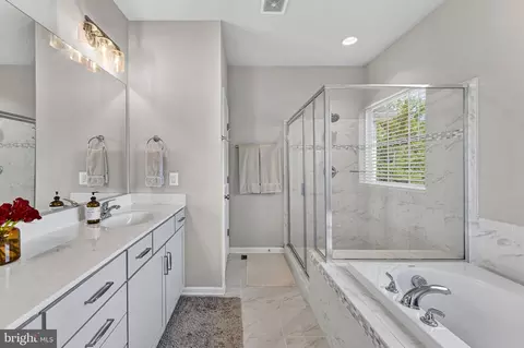 Bath - 12160 Aster Rd, Bristow, VA 20136 photo 1 of 5