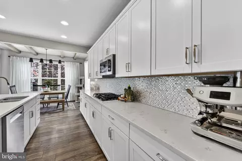 Entry Way - 12160 Aster Rd, Bristow, VA 20136 photo 8 of 28