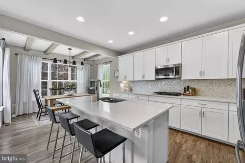 Kitchen - 12160 Aster Rd, Bristow, VA 20136 photo 5 of 8